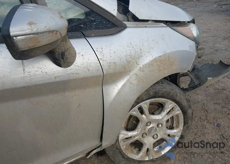 2014 Ford Fiesta Se from USA, damaged, VIN 3FADP4BJ2EM239733